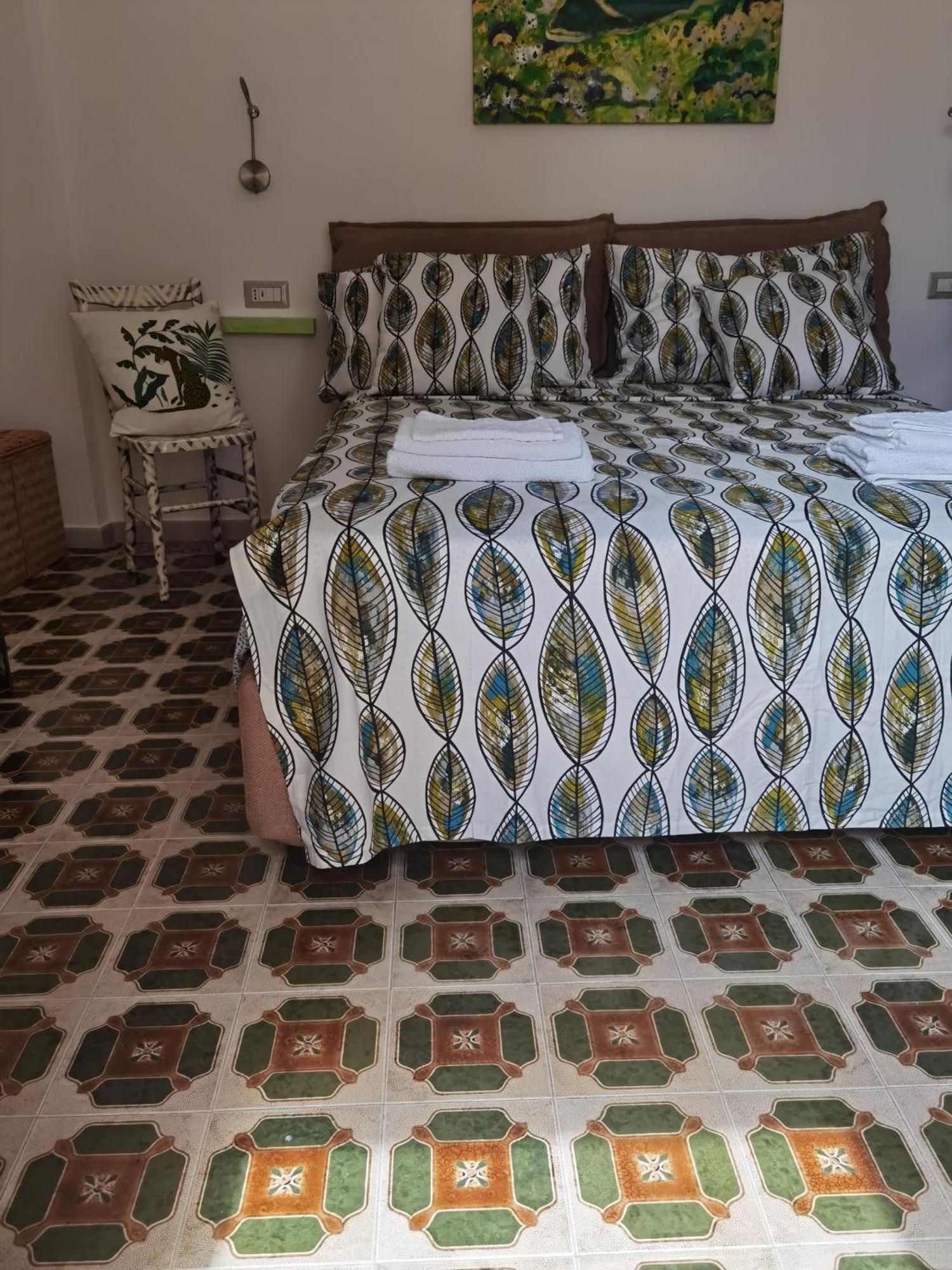 Il Giardino Di Tatiana Rooms & Breakfast La Maddalena (Sassari) Quarto foto