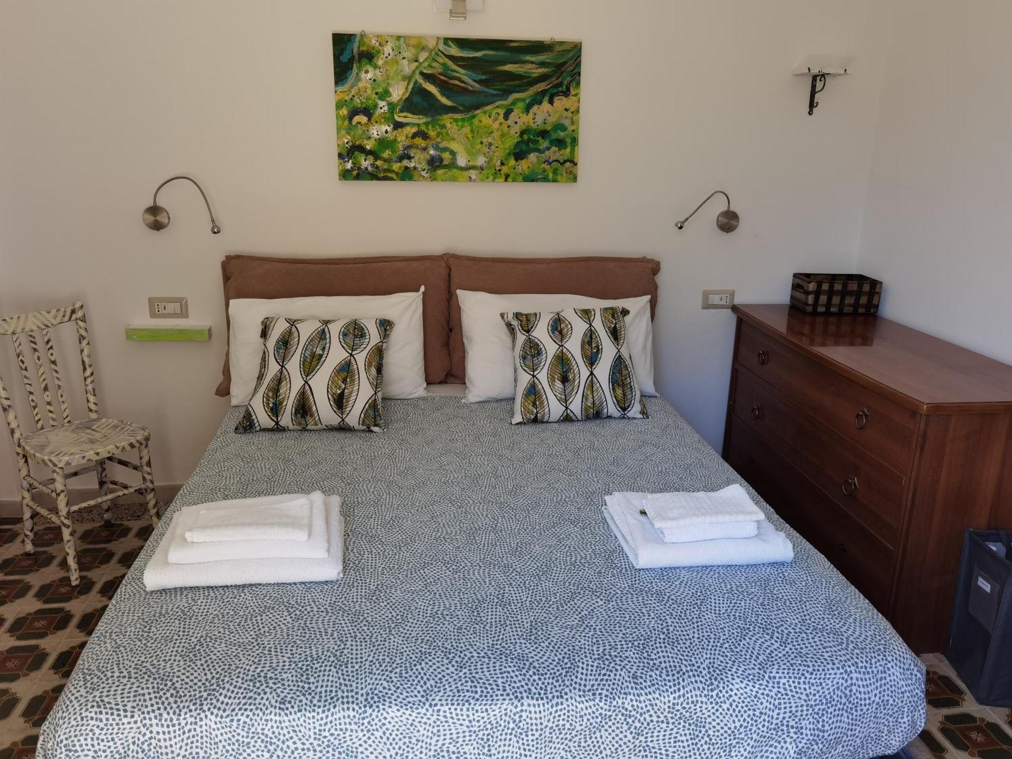 Il Giardino Di Tatiana Rooms & Breakfast La Maddalena (Sassari) Quarto foto